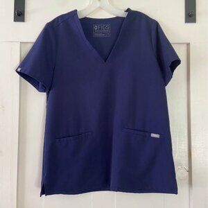 FIGS Casma 3 pocket scrub top